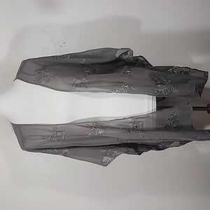Maurices Sheer Grey Floral Embroidered Kimono Size S/M NWT